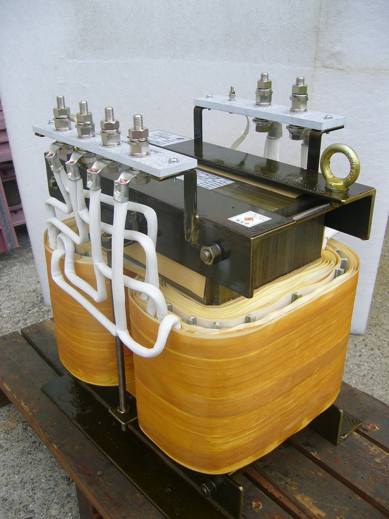 溶接機用電源トランス
